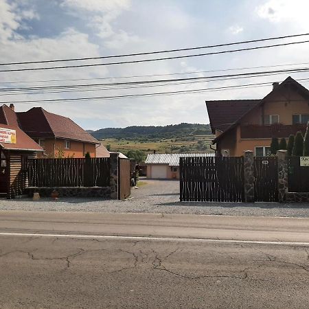 Kacso Apartma Ocna de Sus Exterior foto